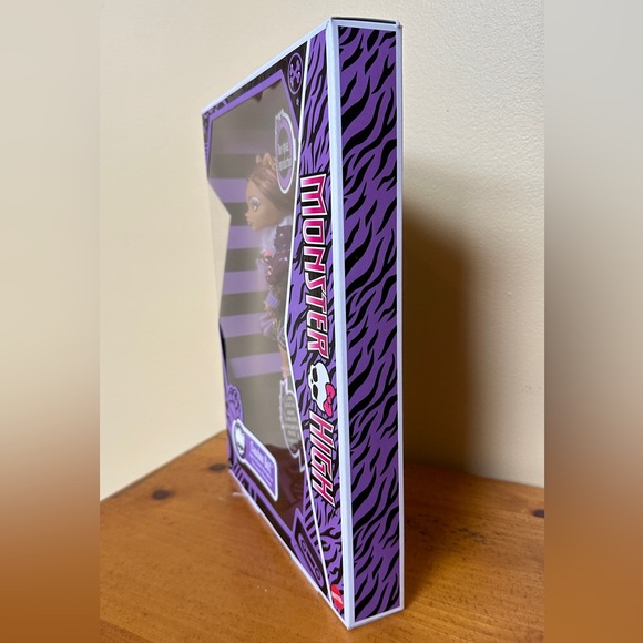 NRFB Monster High 2024 Creeproduction Clawdeen Wolf - Picture 3 of 5